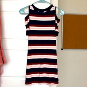 Tommy dress with striped and open shoulder